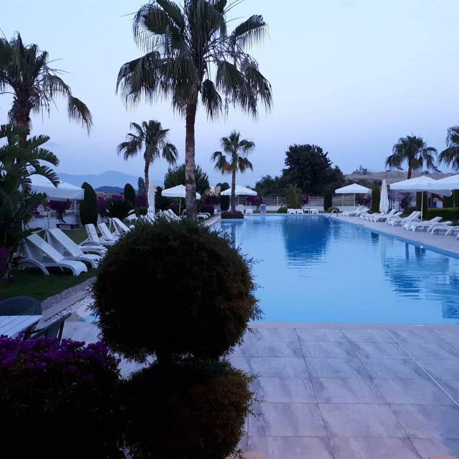 Babylon Luxury Villa With Private Pool And Indoor Heated Pool Side Luaran gambar